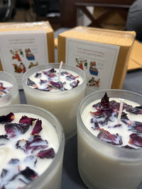 Gulabari | Rose Petals Candle | Hand Poured Soy Wax Candle - Image 2